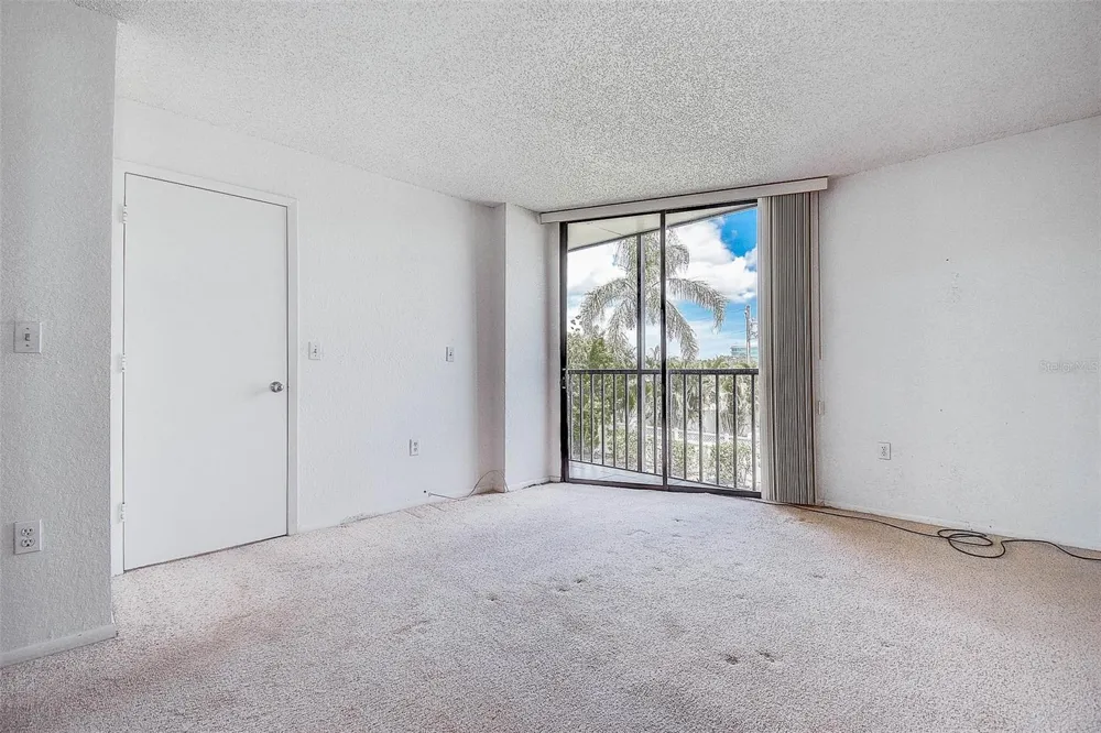 1000 COVE CAY DRIVE #2C Clearwater, FL 33760