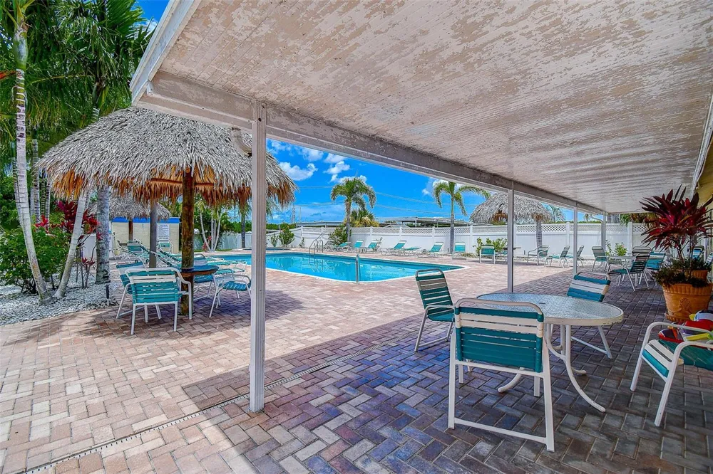 1000 COVE CAY DRIVE #2C Clearwater, FL 33760