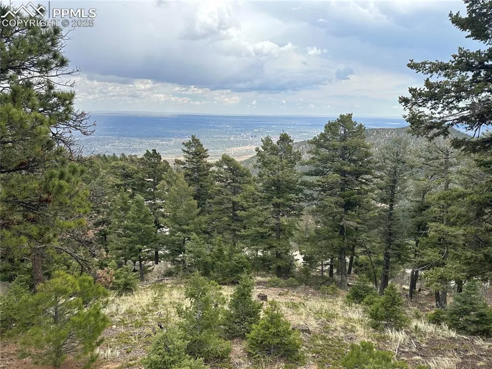 275 Upper Vista Road Manitou Springs, CO 80829