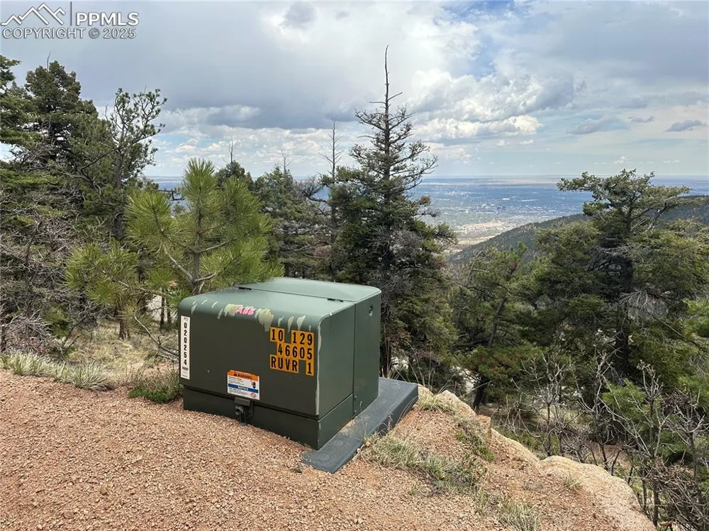 275 Upper Vista Road Manitou Springs, CO 80829