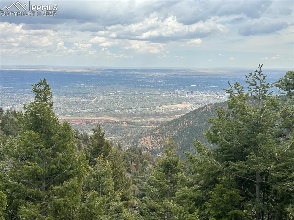 275 Upper Vista Road Manitou Springs, CO 80829