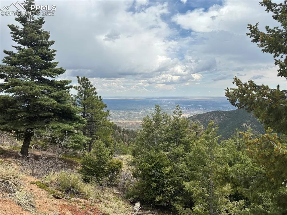 275 Upper Vista Road Manitou Springs, CO 80829