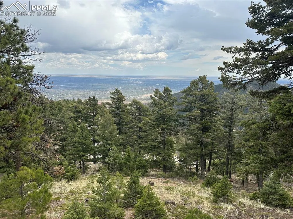 275 Upper Vista Road Manitou Springs, CO 80829