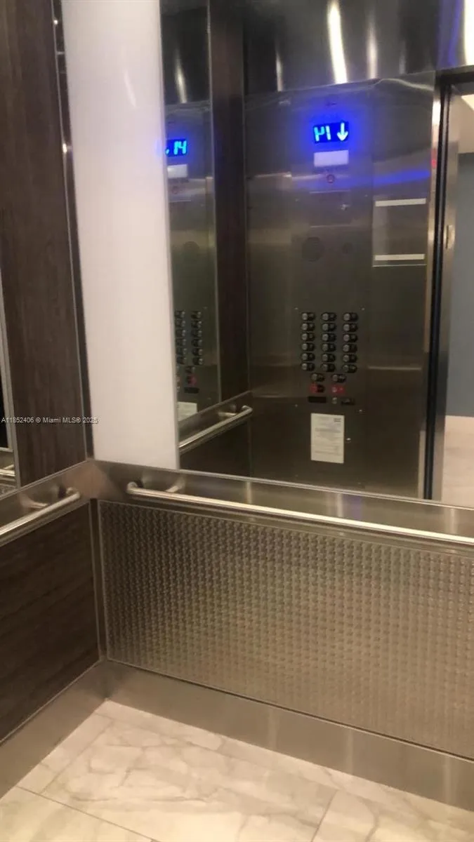 2751 S Ocean Dr #1406-S Hollywood, FL 33019