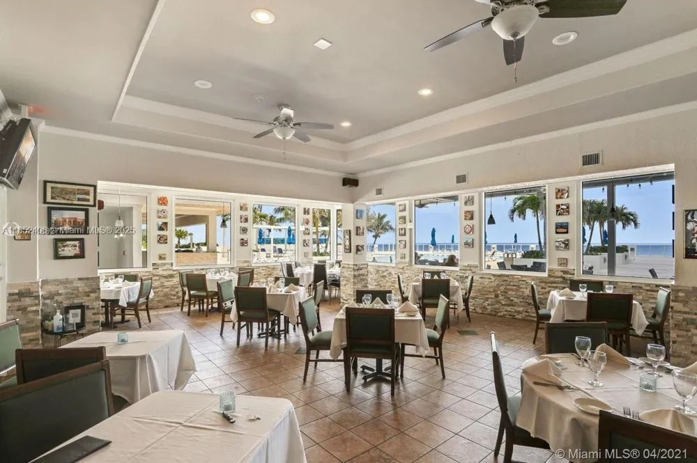 2751 S Ocean Dr #1406-S Hollywood, FL 33019