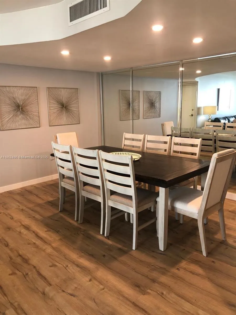 2751 S Ocean Dr #1406-S Hollywood, FL 33019