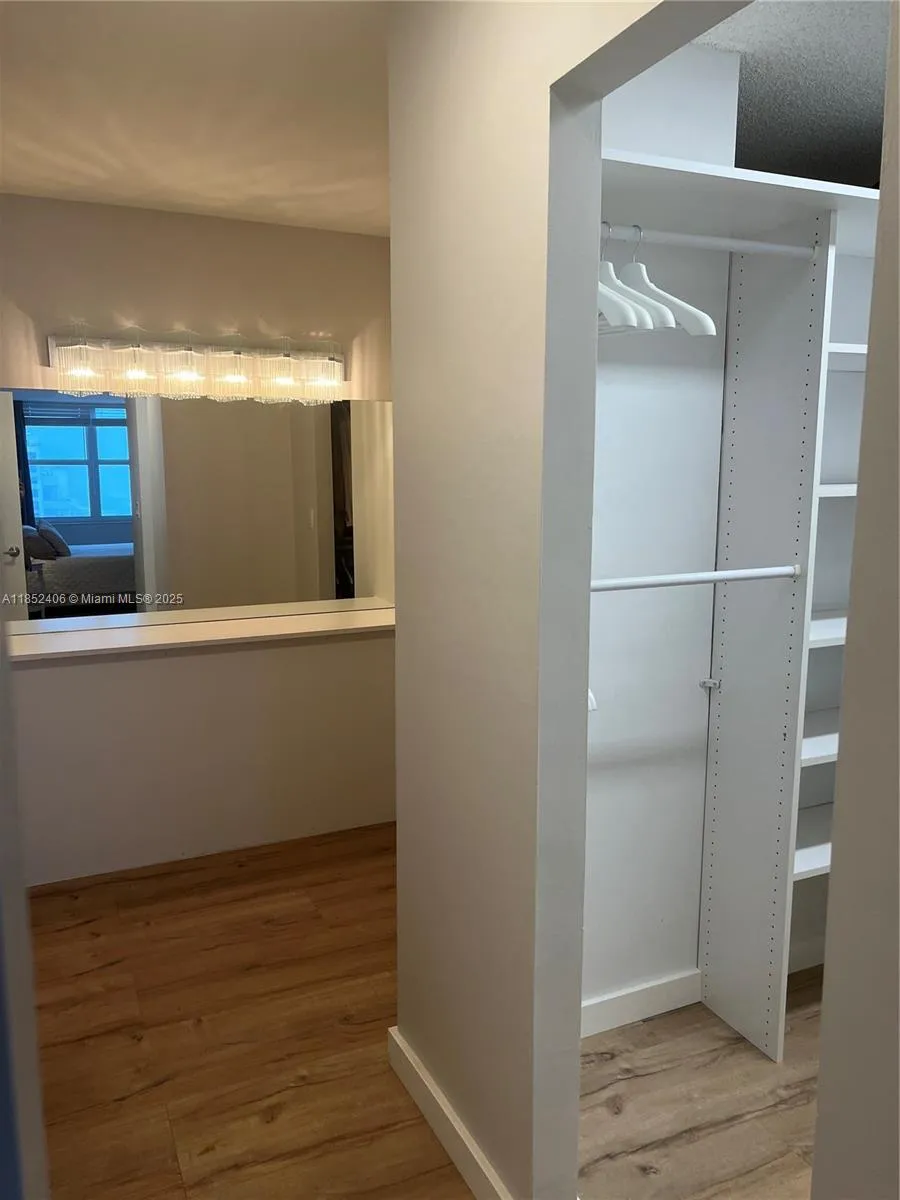 2751 S Ocean Dr #1406-S Hollywood, FL 33019