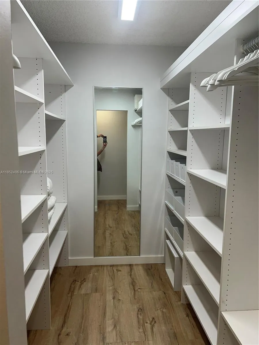 2751 S Ocean Dr #1406-S Hollywood, FL 33019