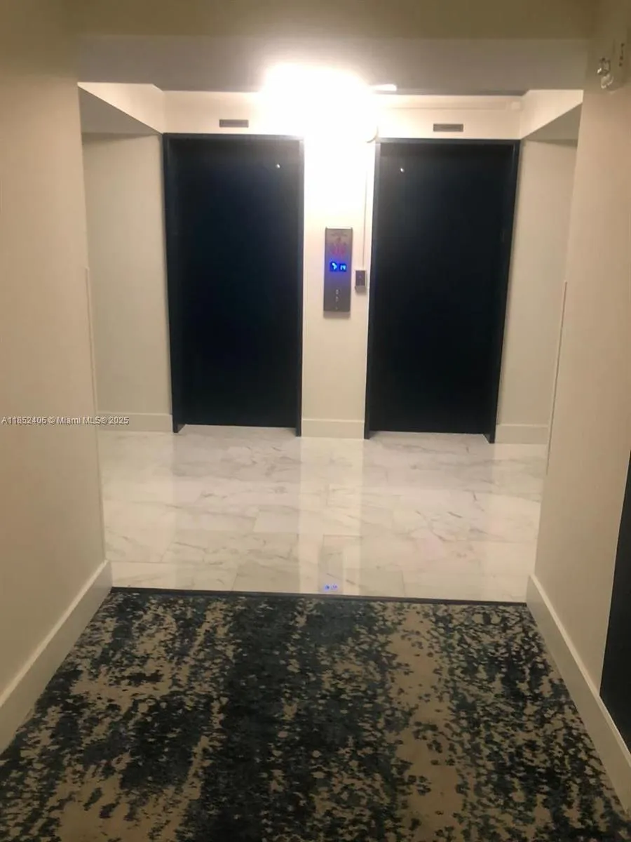 2751 S Ocean Dr #1406-S Hollywood, FL 33019
