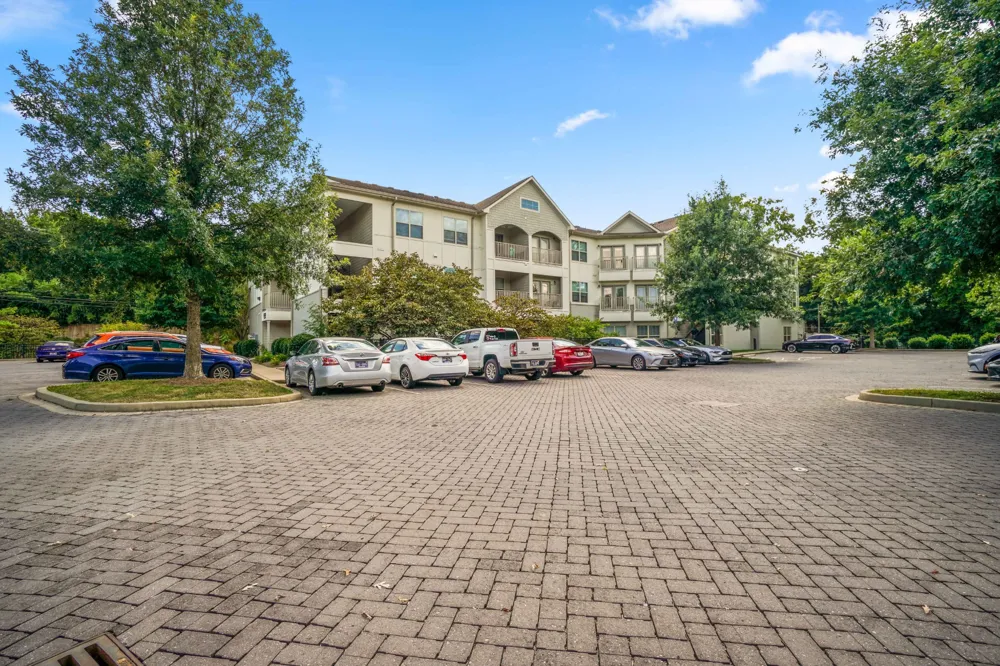 414 Rosedale Ave #308