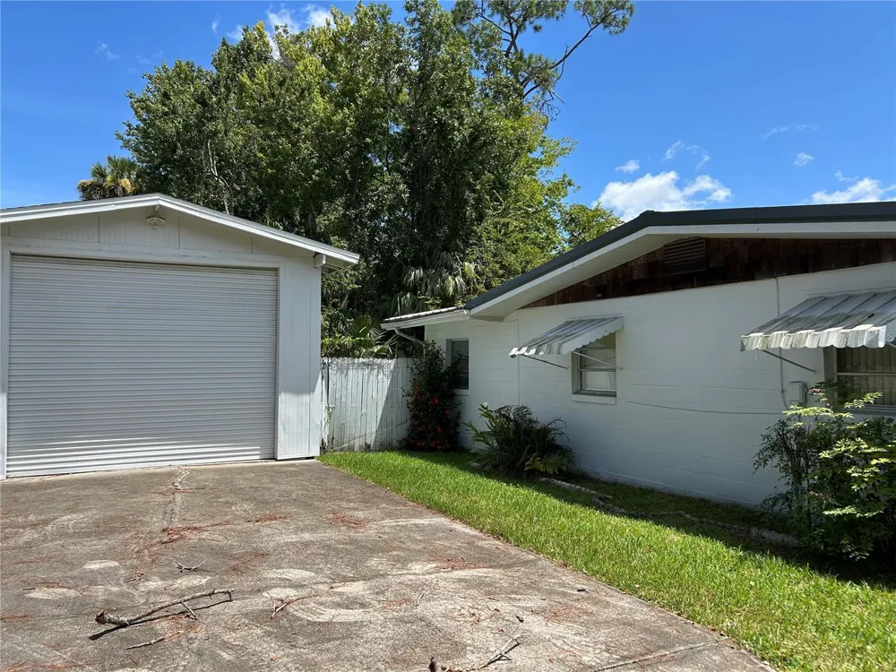 24121 ARMADILLO ROAD Astor, FL 32102