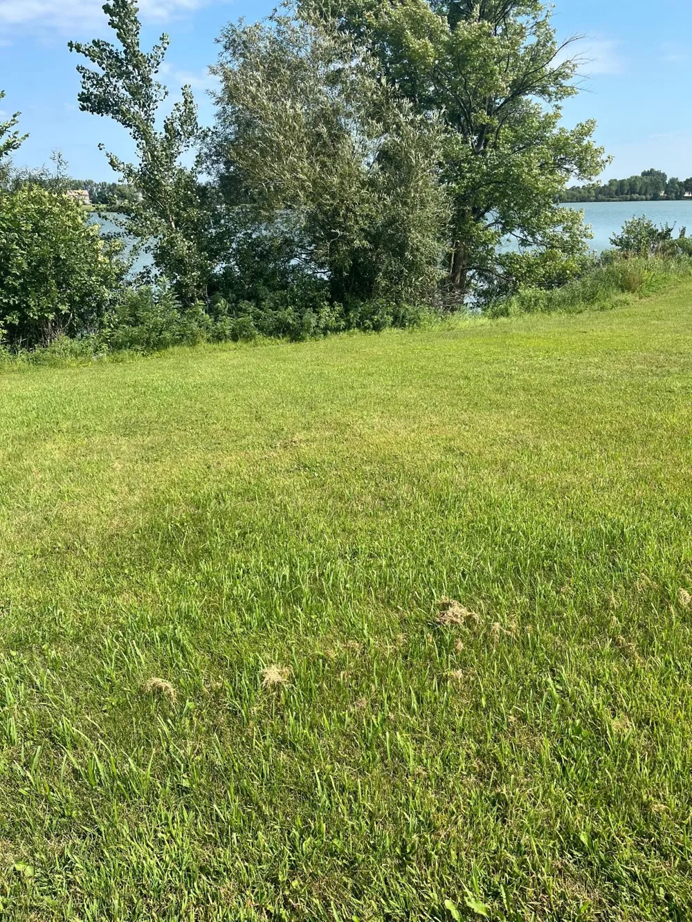 640 West Lake Street W Avoca, MN 56114