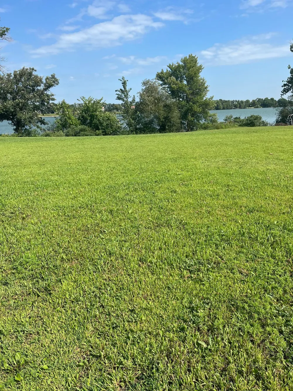 640 West Lake Street W Avoca, MN 56114