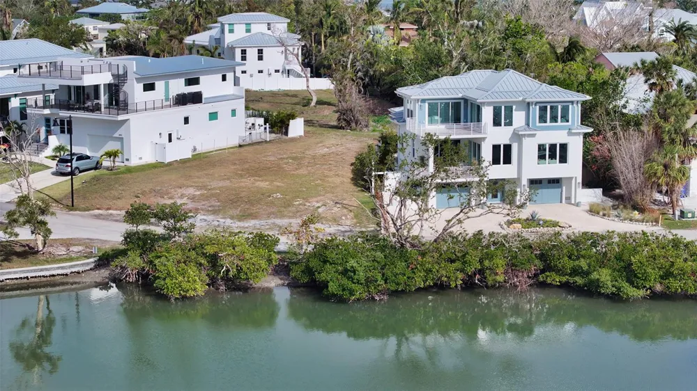 6800 LONGBOAT DRIVE S Longboat Key, FL 34228