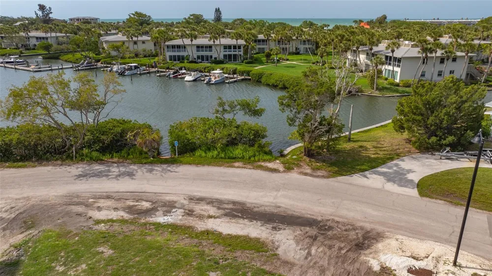 6800 LONGBOAT DRIVE S Longboat Key, FL 34228