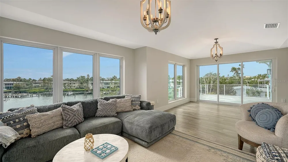 6800 LONGBOAT DRIVE S Longboat Key, FL 34228