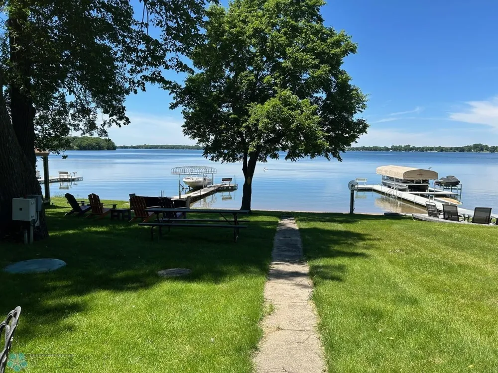 13112 2nd Street NE Spicer, MN 56288