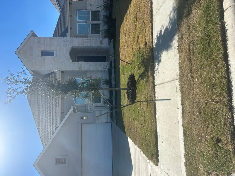 17205 Kiyah Rose Way