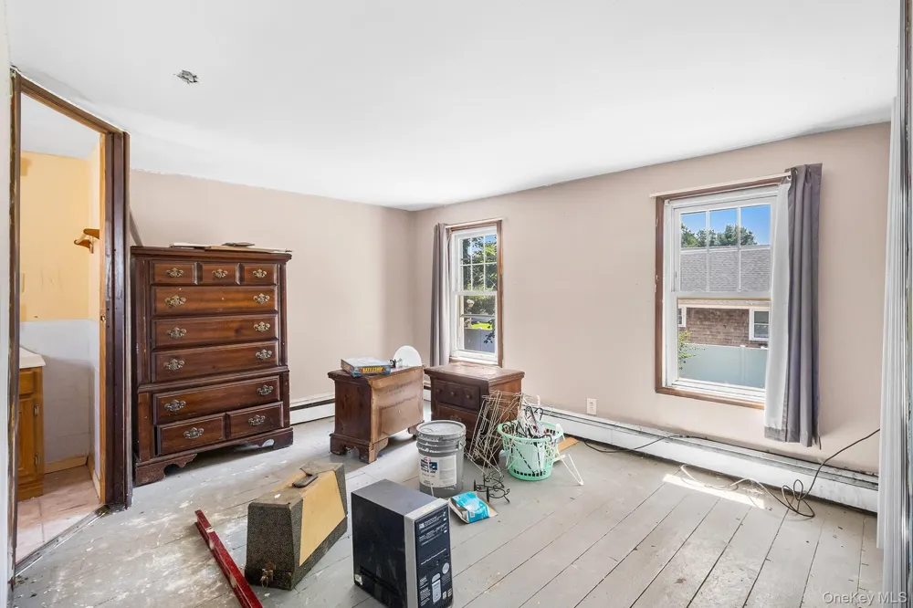 59 Irish Lane East Islip, NY 11730