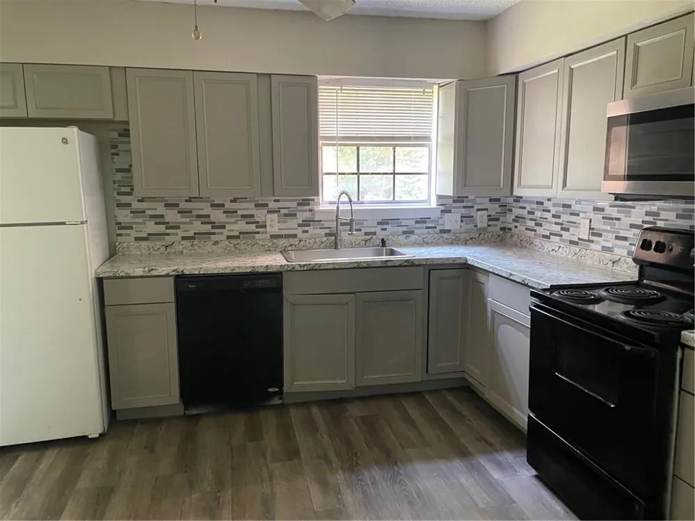 6354 Shannon Parkway #12F Union City, GA 30291