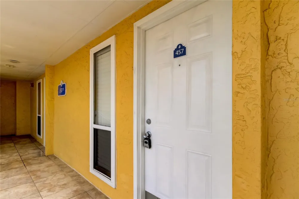 2506 ROCKY POINT DRIVE #457 Tampa, FL 33607