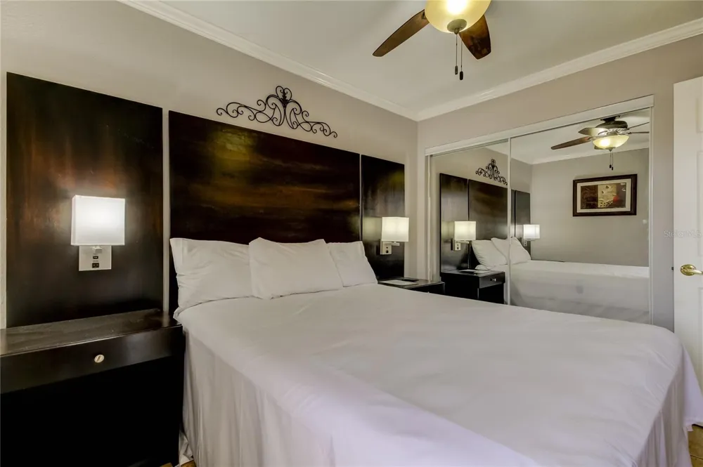 2506 ROCKY POINT DRIVE #457 Tampa, FL 33607