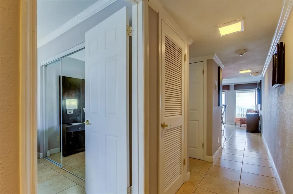 2506 ROCKY POINT DRIVE #457 Tampa, FL 33607