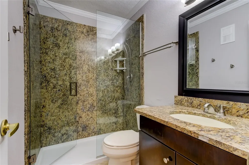 2506 ROCKY POINT DRIVE #457 Tampa, FL 33607