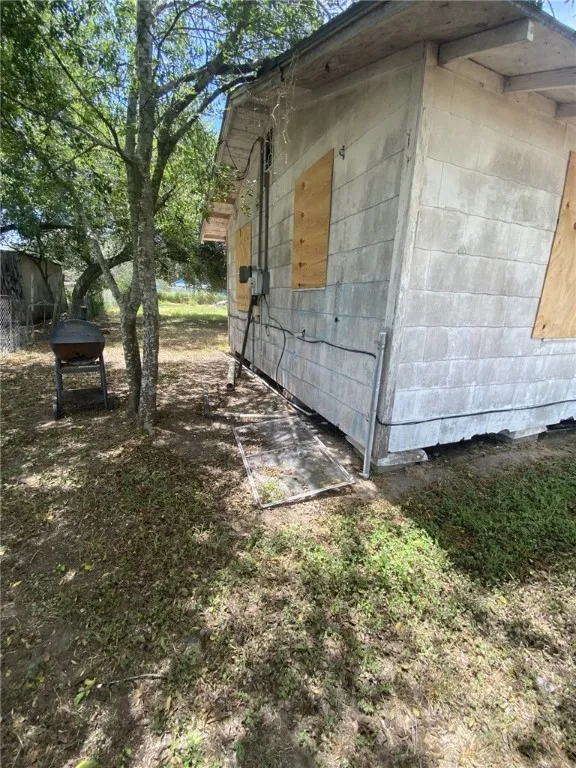 629 SW 7th Street Premont, TX 78375