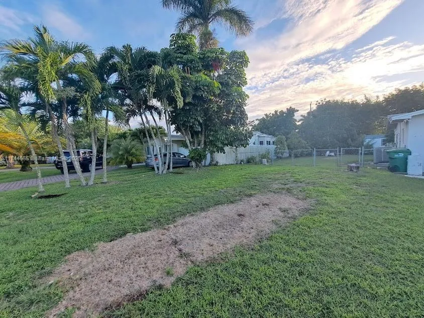 27220 SW 164th Ct Homestead, FL 33031