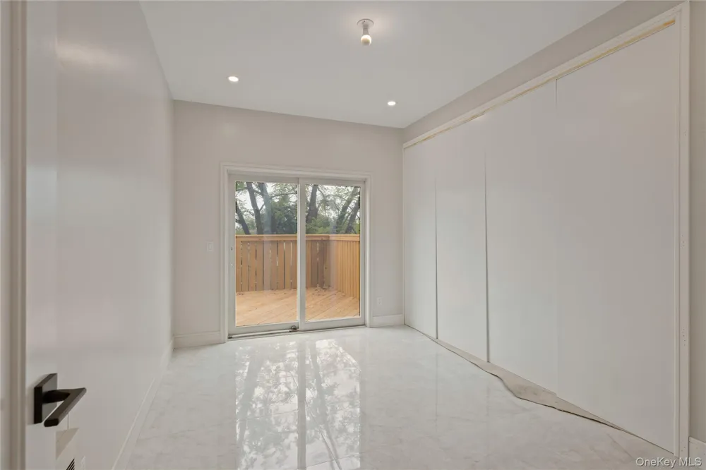 15 Ridge Avenue #204 Spring Valley, NY 10977