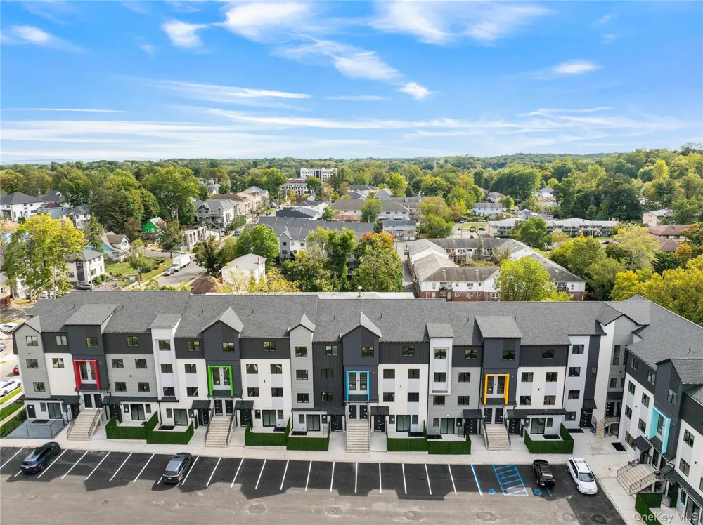 15 Ridge Avenue #204 Spring Valley, NY 10977