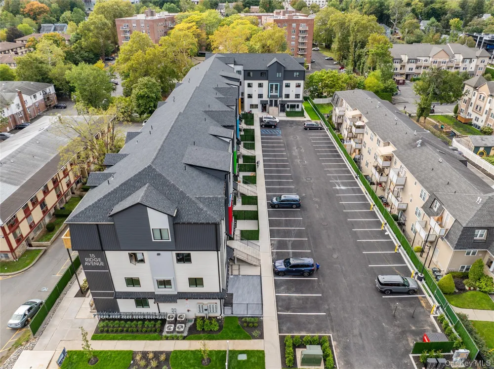 15 Ridge Avenue #204 Spring Valley, NY 10977