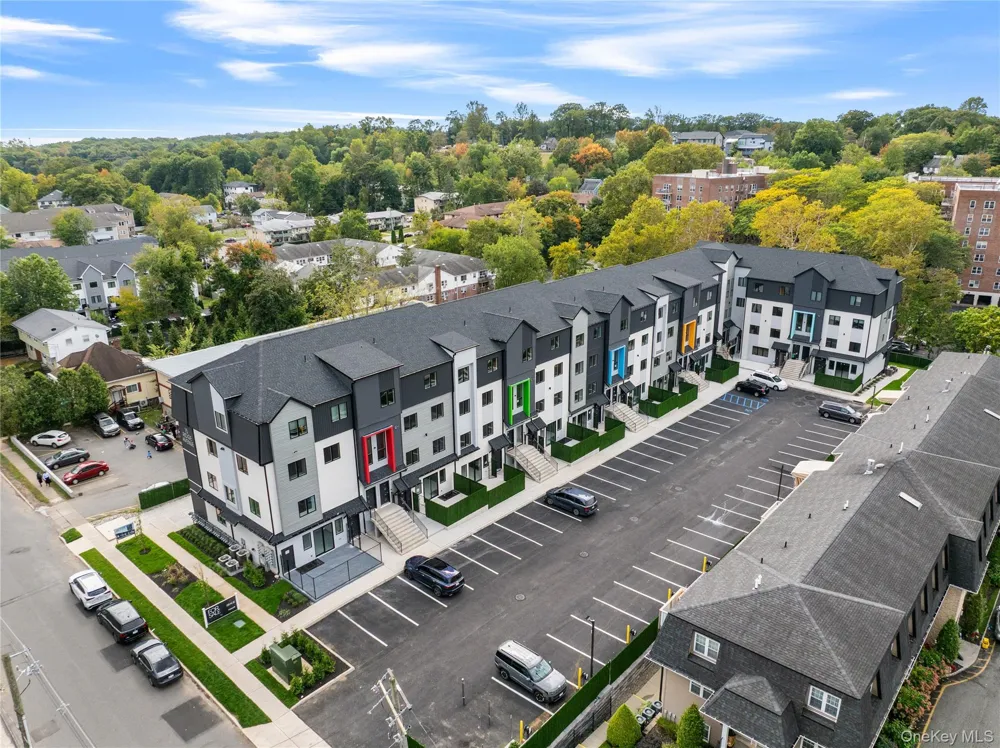 15 Ridge Avenue #204 Spring Valley, NY 10977