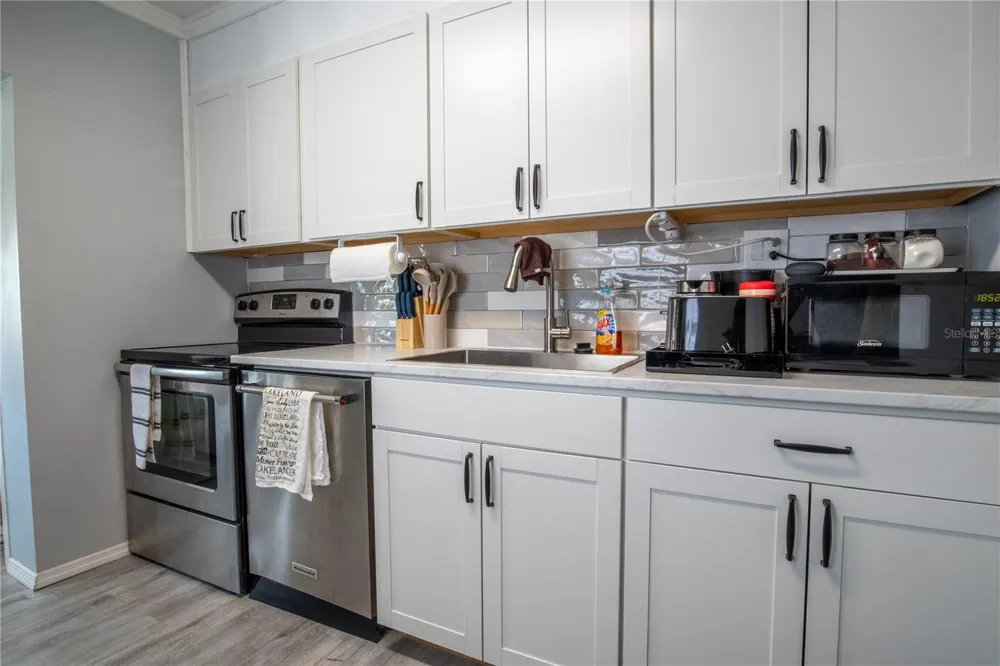 123 OCONEE STREET Lakeland, FL 33805