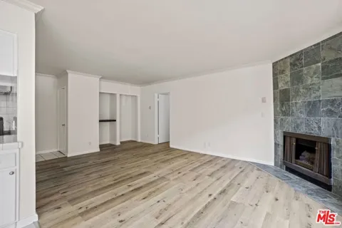 1033 6TH STREET #108