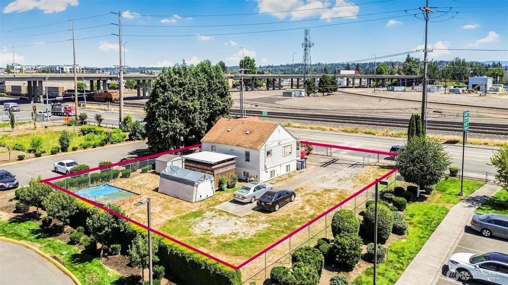 509 C STREET SW Auburn, WA 98001