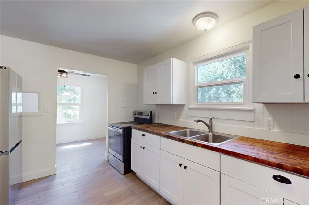 358 E 12th Street Chico, CA 95928