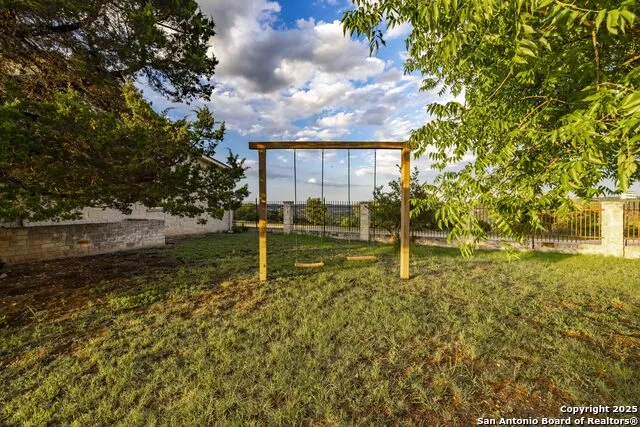 247 Huntleigh Rd Hunt, TX 78024