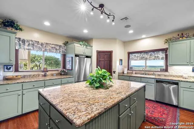 247 Huntleigh Rd Hunt, TX 78024