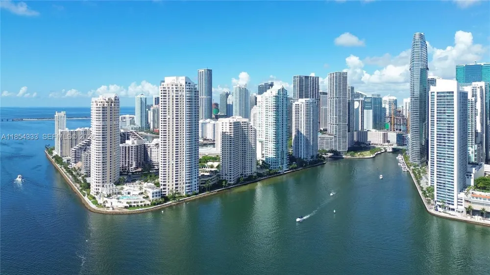 848 Brickell Key Dr #306 Miami, FL 33131