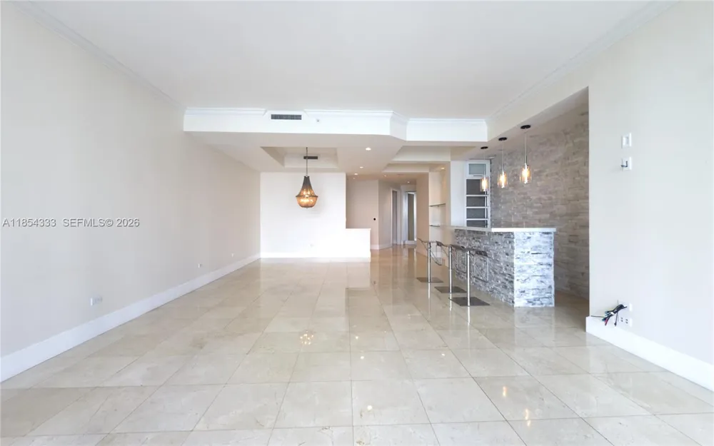 848 Brickell Key Dr #306 Miami, FL 33131