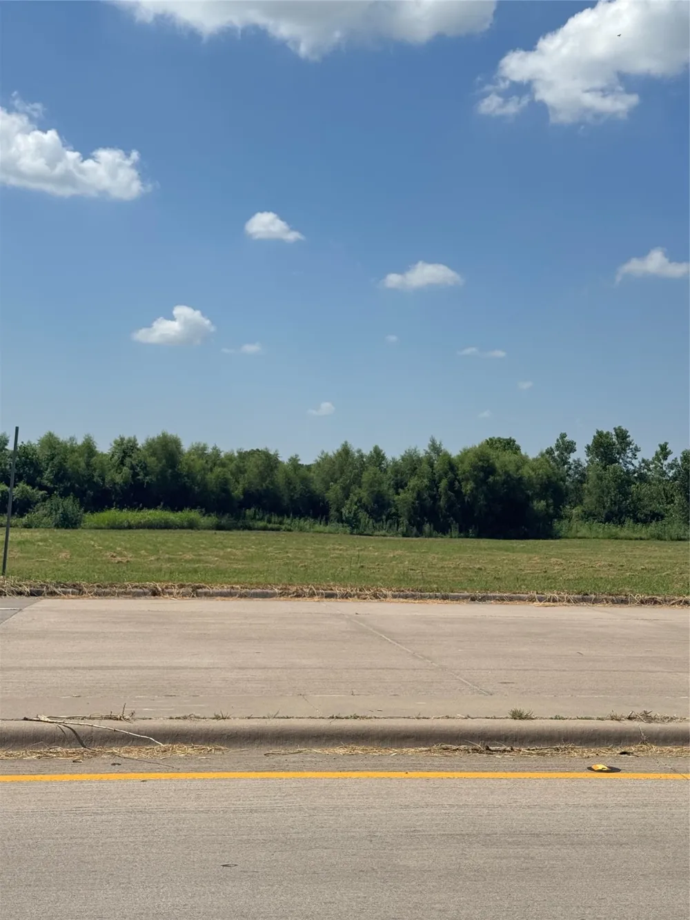 1000 E Danieldale Road DeSoto, TX 75115