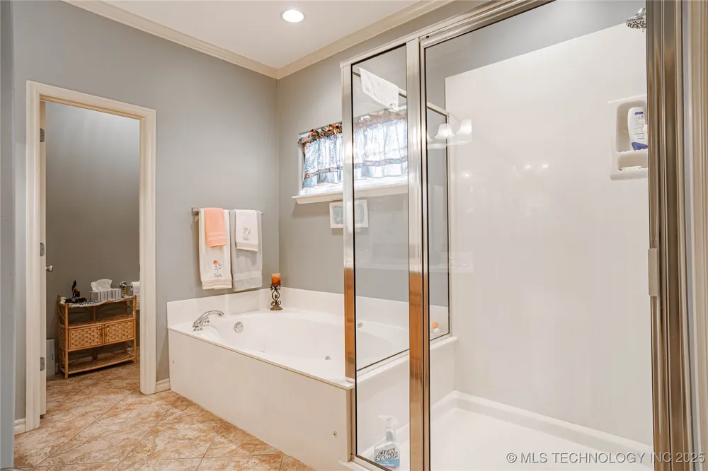 706 S Tallchief Avenue Skiatook, OK 74070