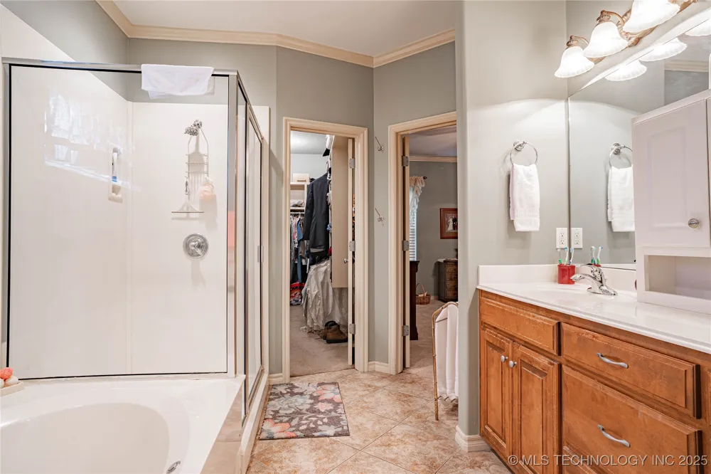 706 S Tallchief Avenue Skiatook, OK 74070