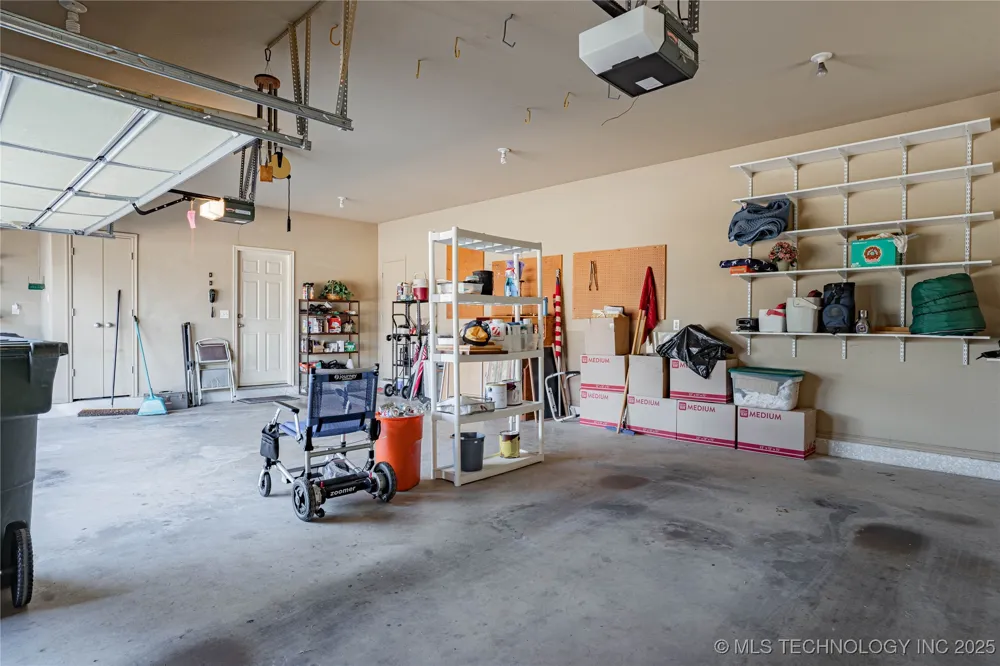706 S Tallchief Avenue Skiatook, OK 74070