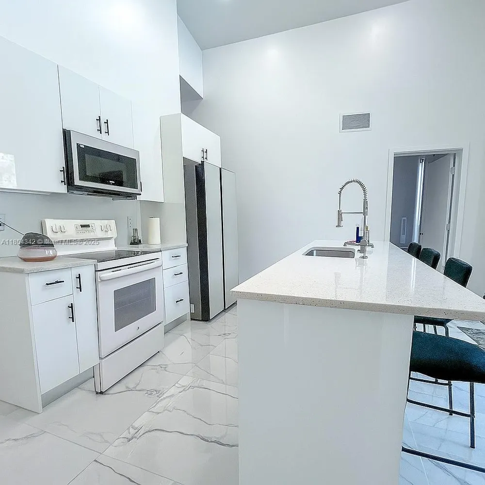 395 Pace Avenue Lehigh Acres, FL 33974