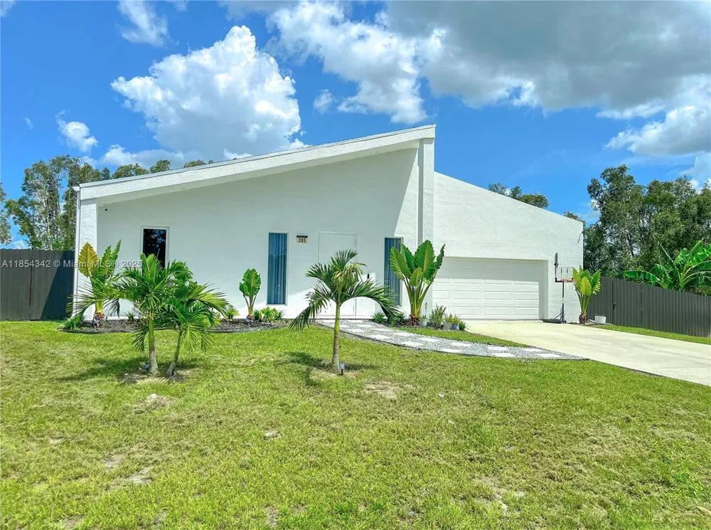 395 Pace Avenue Lehigh Acres, FL 33974