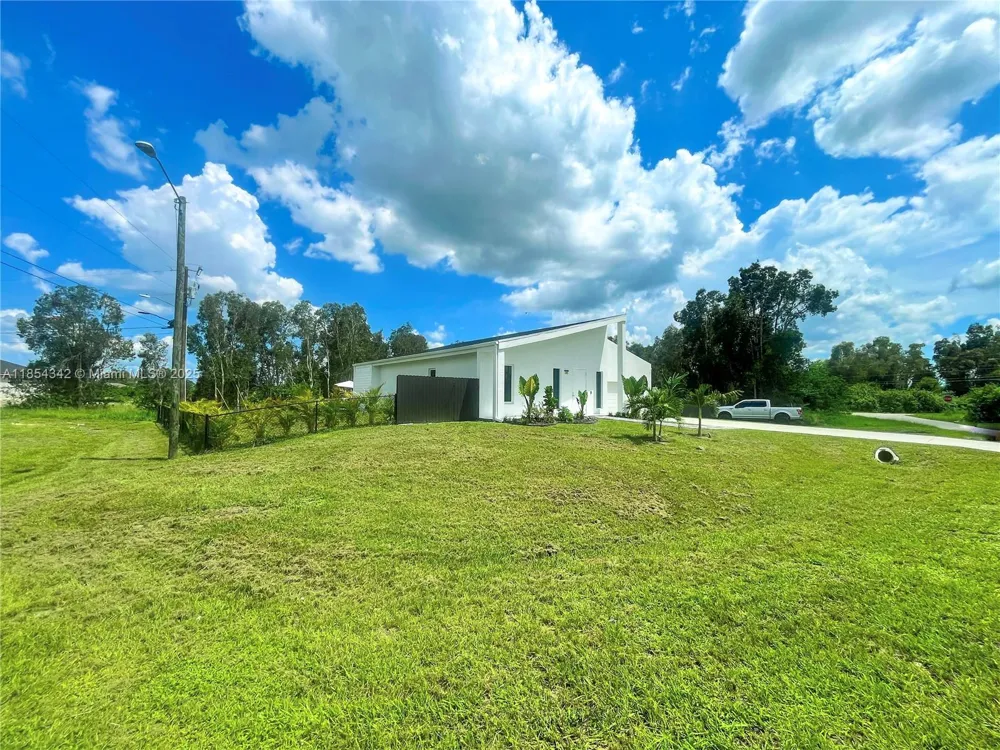 395 Pace Avenue Lehigh Acres, FL 33974