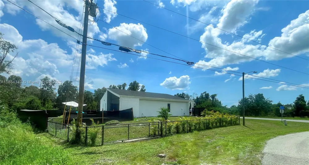 395 Pace Avenue Lehigh Acres, FL 33974